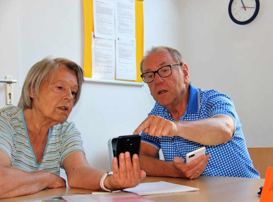 Older adults learning to use tablets in a technology workshop